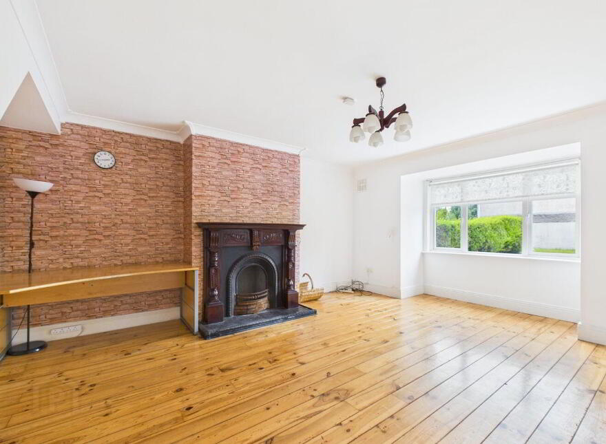 16 Rossvale Court, Mountmellick Road, Portlaoise, R32D7HF