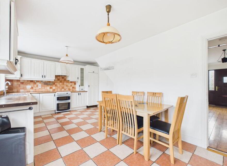 16 Rossvale Court, Mountmellick Road, Portlaoise, R32D7HF