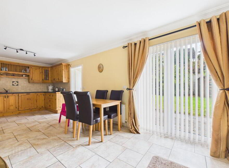 2 Ashbrook, Abbeyleix, Abbeyleix, R32DX74