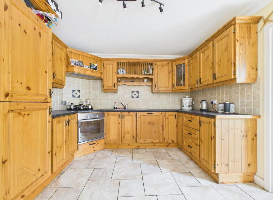 2 Ashbrook, Abbeyleix, Abbeyleix, R32DX74