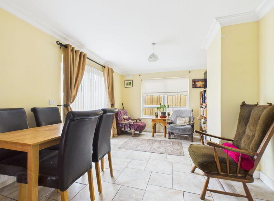2 Ashbrook, Abbeyleix, Abbeyleix, R32DX74