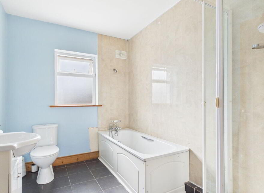 7 Masslough Meadow, Ballinakill, R32KC94