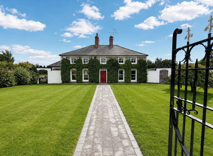 Churchville, Church Street, Rathdowney, R32C8X2