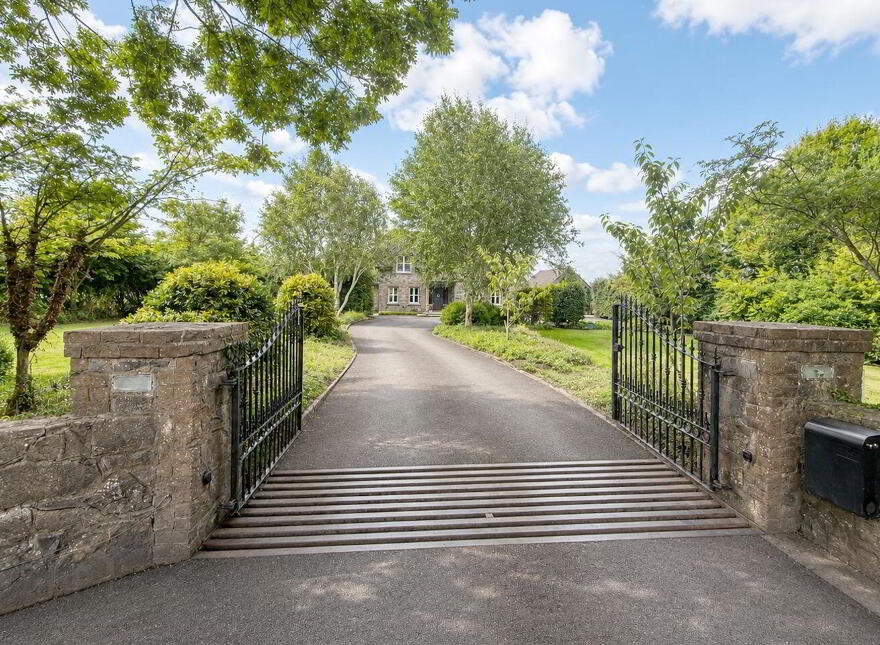 Baunarawn Lodge, Clonkeen, Ardlea, R32XWY2