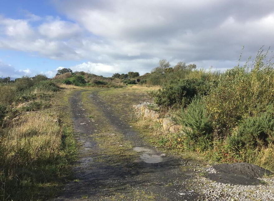 Taugheen, Claremorris