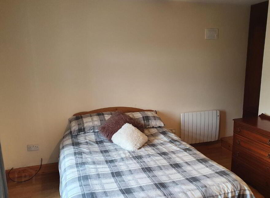 Costa Plenti, Rathlena, Ballinlough, F45NN84