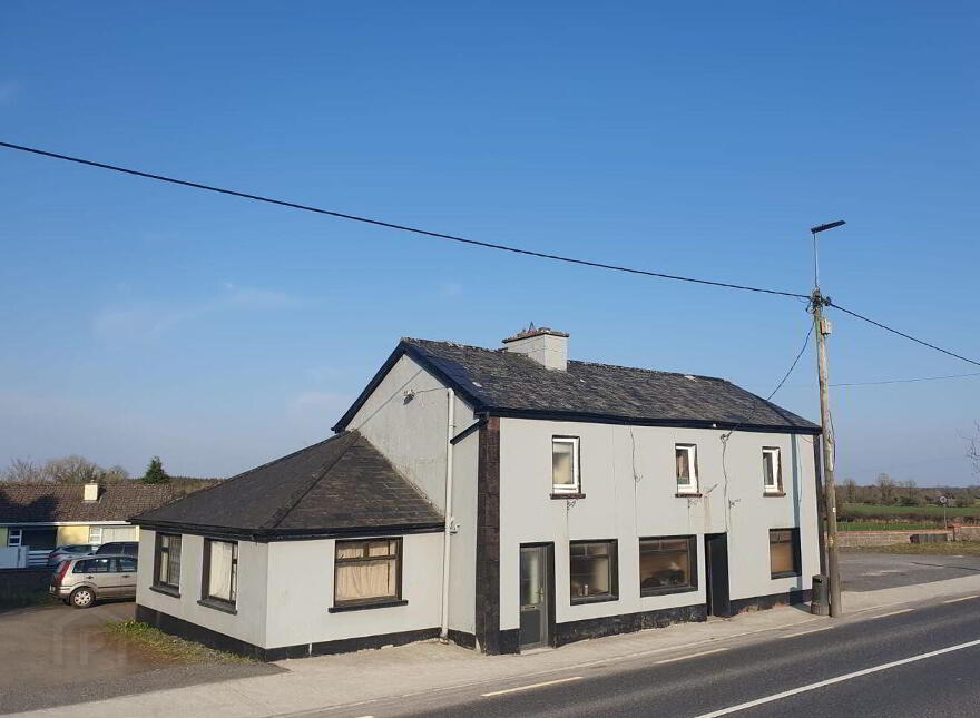 Chariot Lounge, Corskeagh, Frenchpark, F45C963