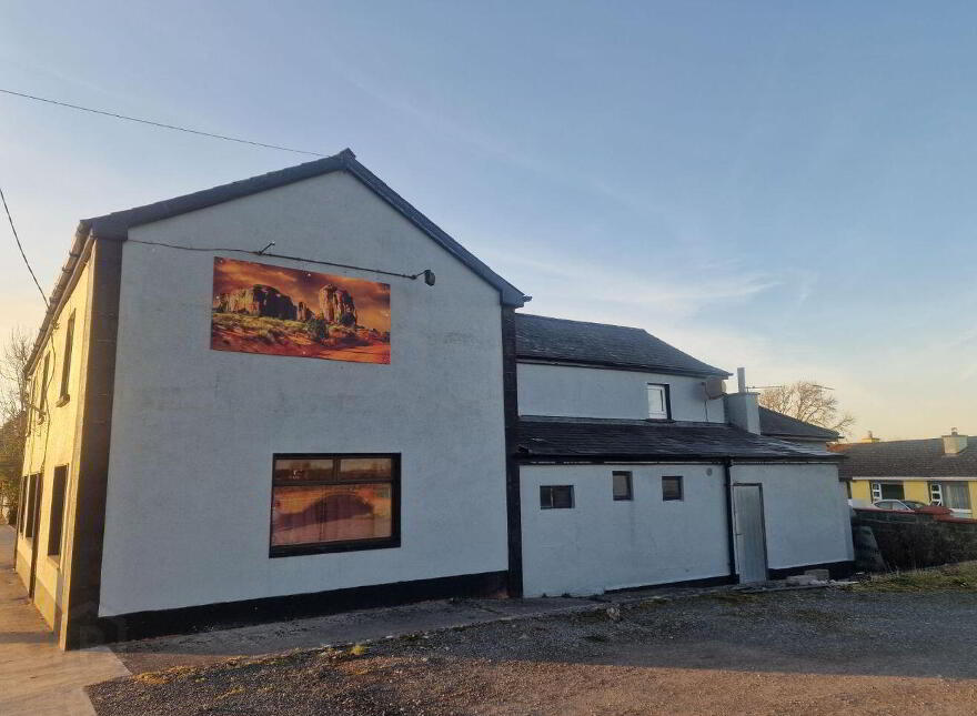 Chariot Lounge, Corskeagh, Frenchpark, F45C963