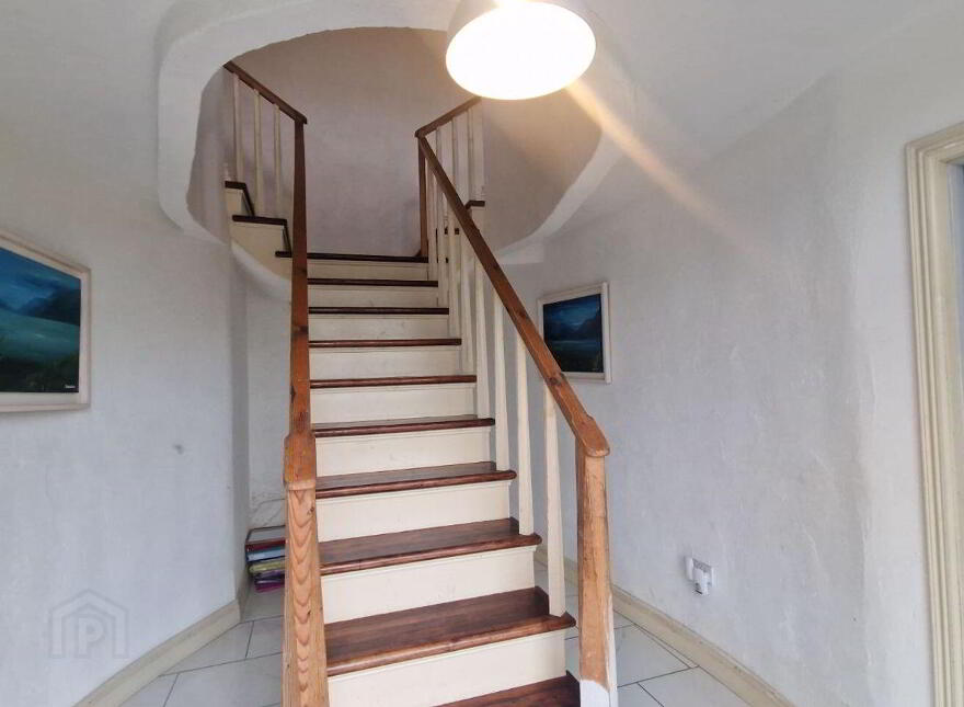 Curneen, Claremorris, F12T8N3