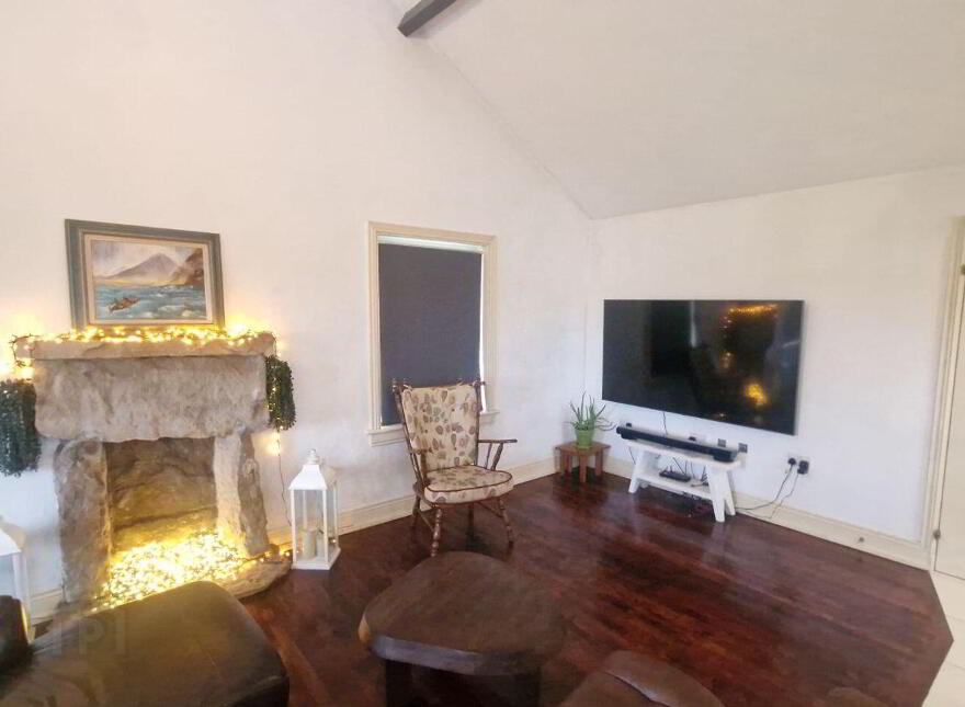 Curneen, Claremorris, F12T8N3