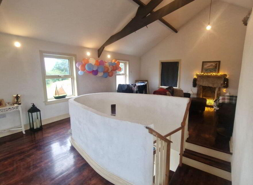 Curneen, Claremorris, F12T8N3