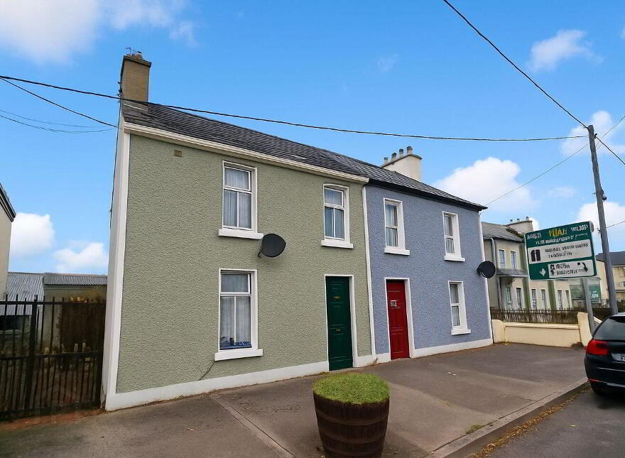 Saint Patrick's Street, Castlerea, F45H592
