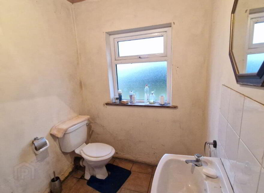 Lissatava, Claremorris, Hollymount, F12F803