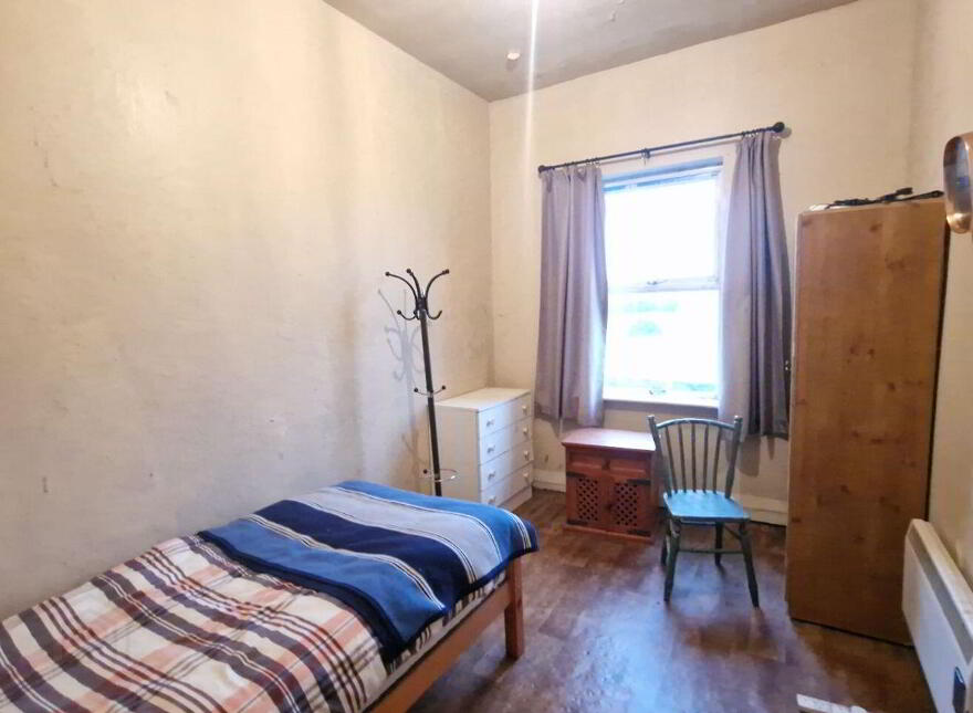 Lissatava, Claremorris, Hollymount, F12F803