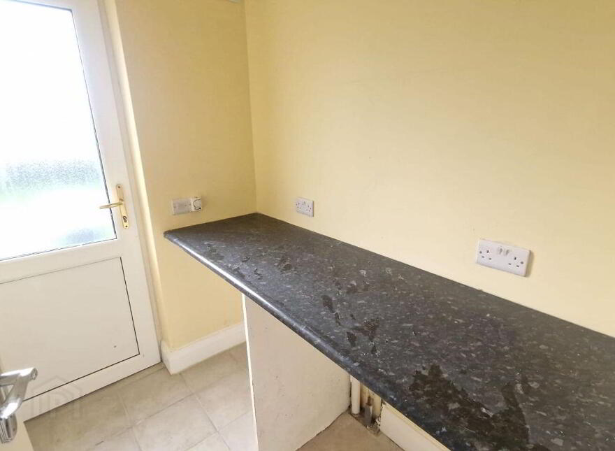 93 Tarmon Manor, Castlerea, F45WV34