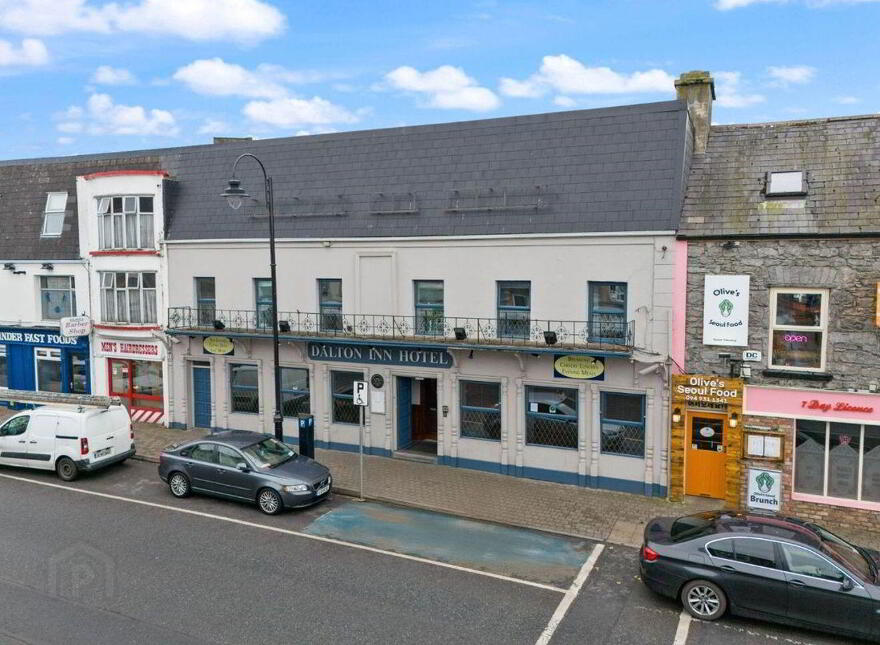 Dalton St, Claremorris