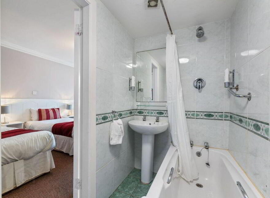 Dalton St, Claremorris