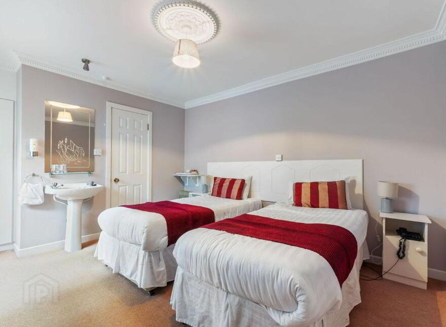 Dalton St, Claremorris