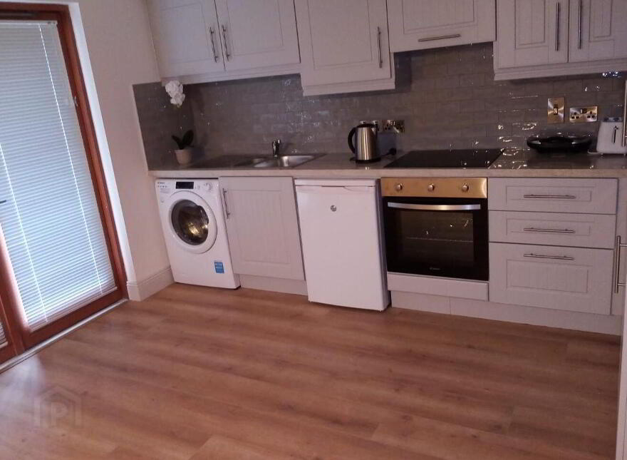 42 O'Carolan's Court, Kilronan, Ballyfarnon, F52EK03