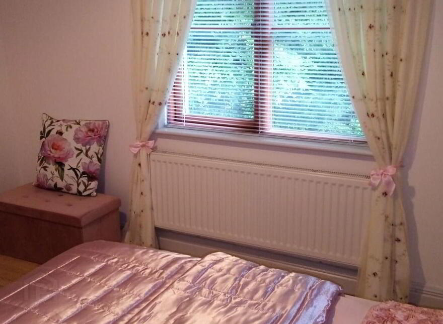 42 O'Carolan's Court, Kilronan, Ballyfarnon, F52EK03