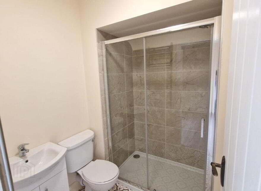 Dorothy Wall House, Knockroe, Castlerea, F45RW72