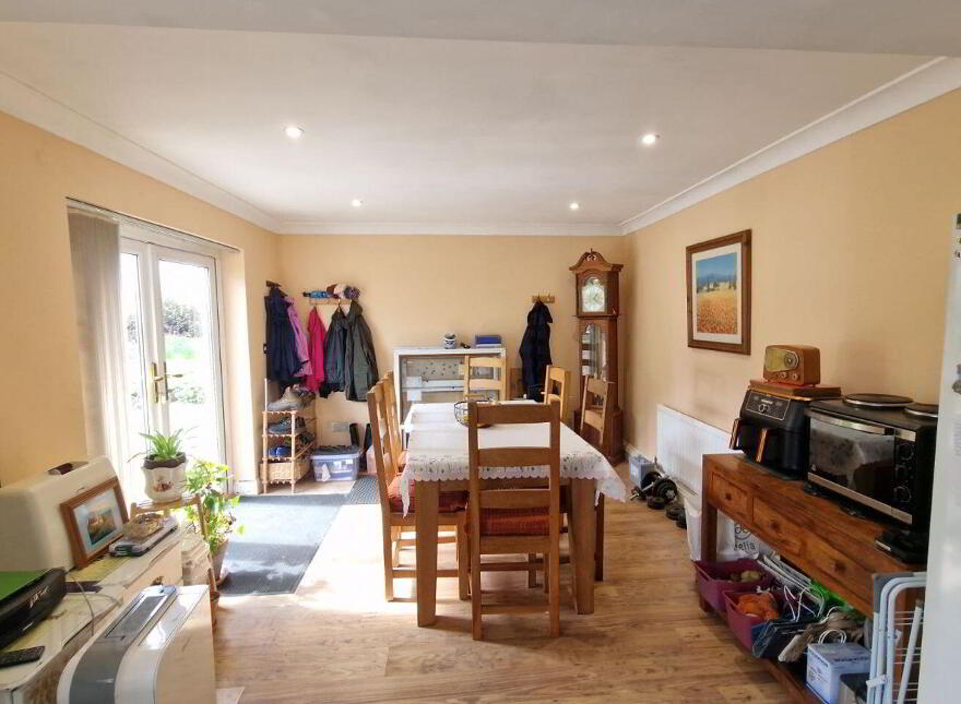 Lugakeeran, Castlerea, F45TA48