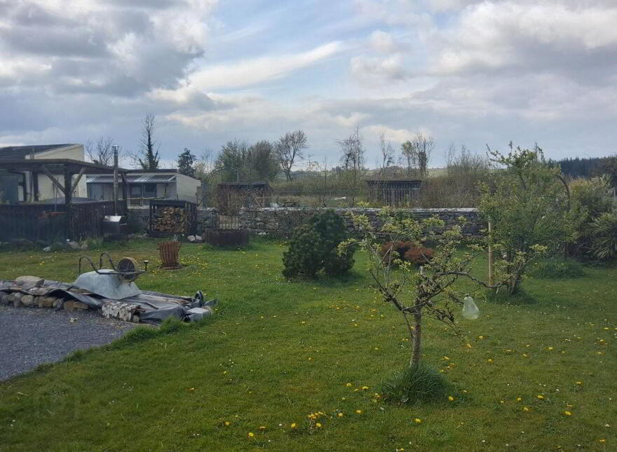 Caddellbrook School, Caddellbrook, Castlerea, F45R940