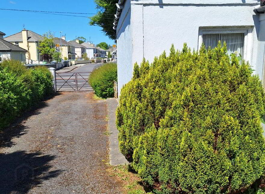 Knock Road, Claremorris, F12HP73
