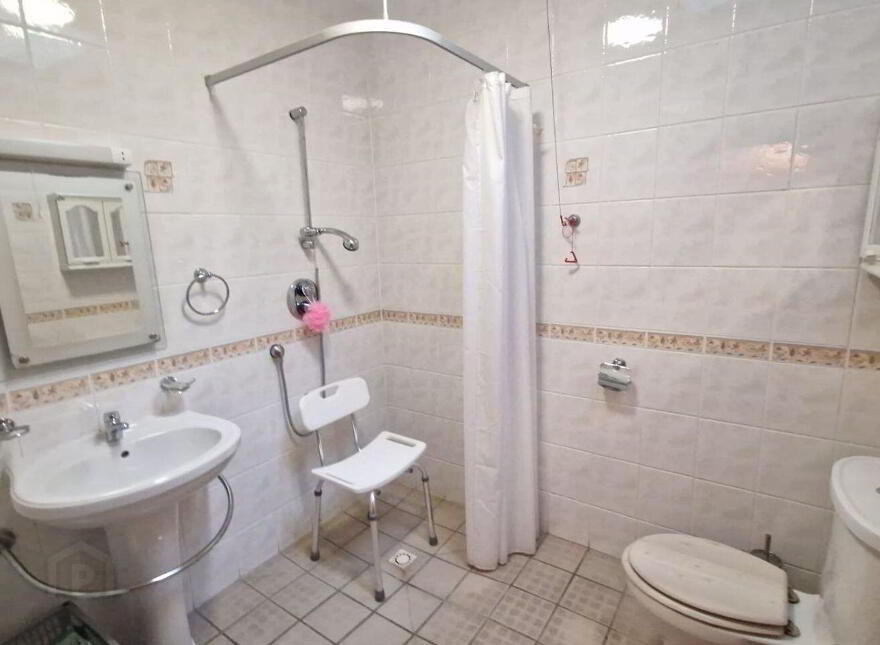 Carrowmore Meadows Residents Centre, Carrowmore Meadows, Knock, F12X2C6