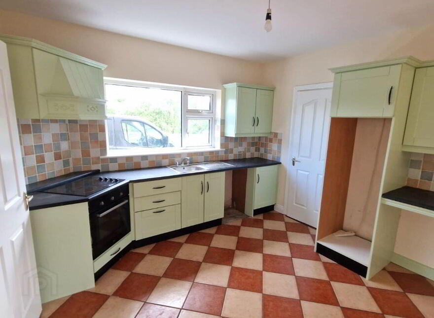 No 6 Woodlands, Loughglynn, Castlerea