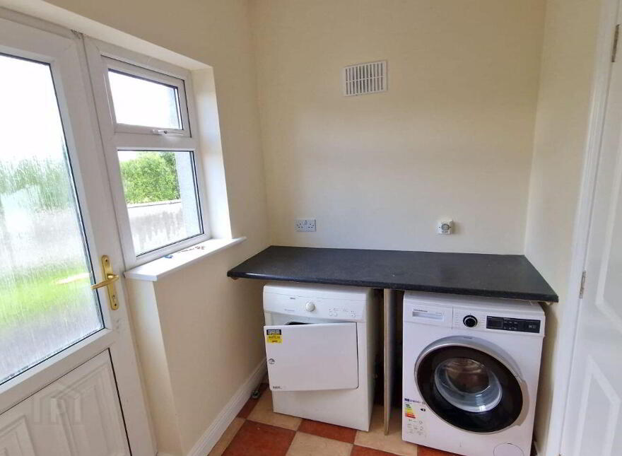 No 6 Woodlands, Loughglynn, Castlerea
