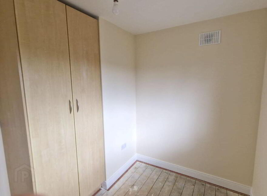 No 6 Woodlands, Loughglynn, Castlerea