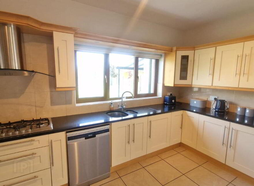 21 Hillcrest, Claremorris, F12K7R7