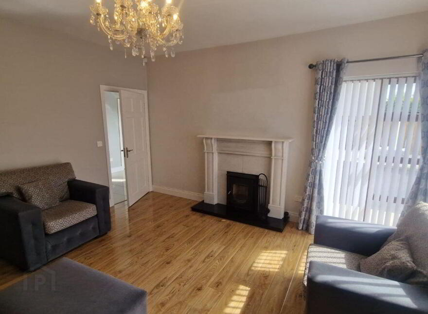21 Hillcrest, Claremorris, F12K7R7