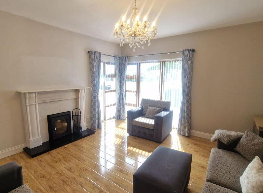 21 Hillcrest, Claremorris, F12K7R7
