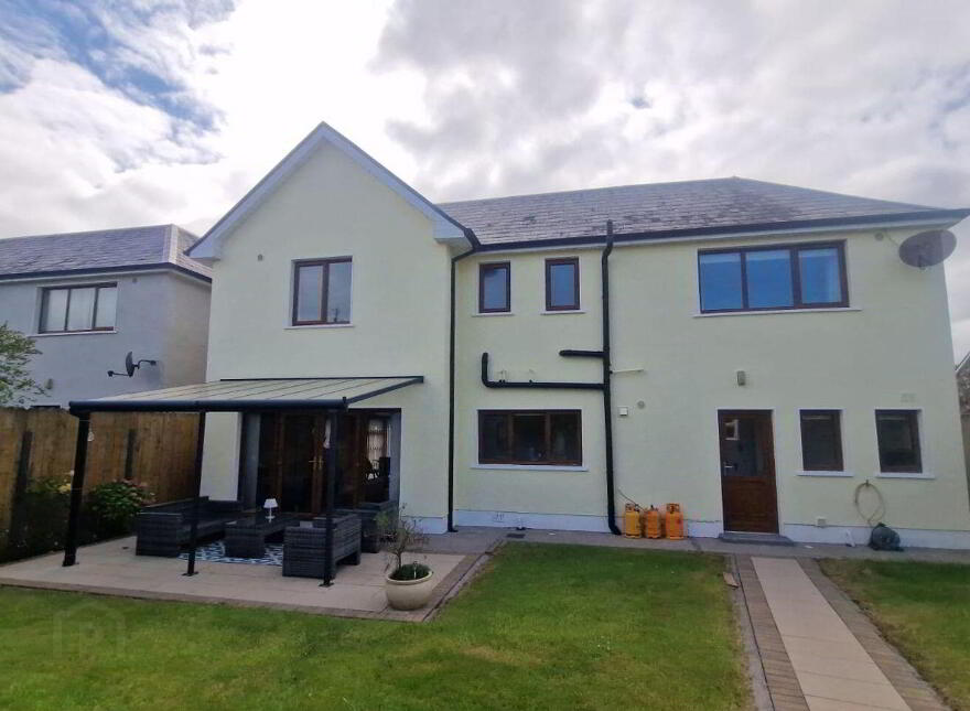 21 Hillcrest, Claremorris, F12K7R7