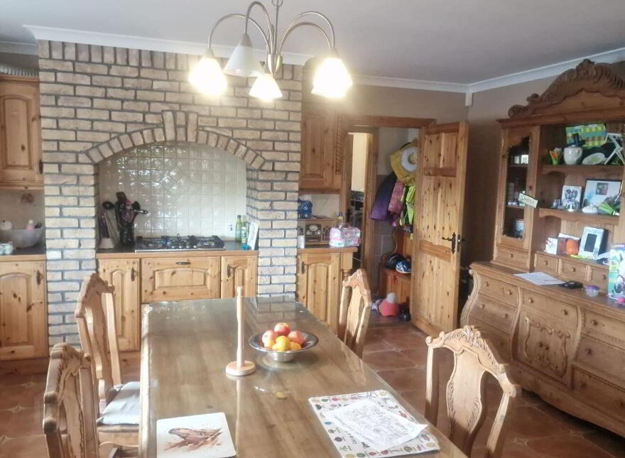 Facefield, Claremorris, Castlebar, F12P9A0