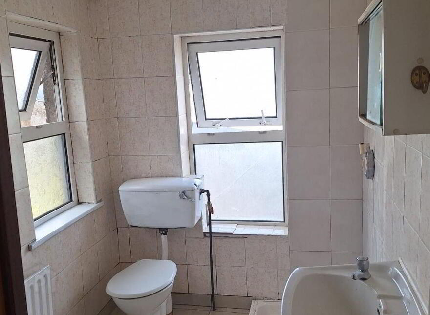 Apartment 1 2 Swallows Nest, Dalton Street, Claremorris, F12X624