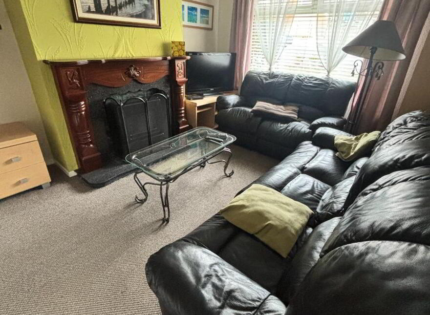 49 Glenmore Park, Altnagelvin, Londonderry, BT47 2JY