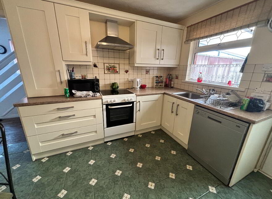 49 Glenmore Park, Altnagelvin, Londonderry, BT47 2JY