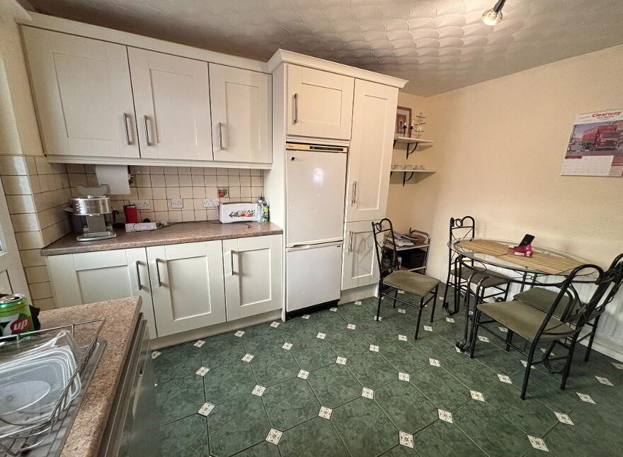 49 Glenmore Park, Altnagelvin, Londonderry, BT47 2JY