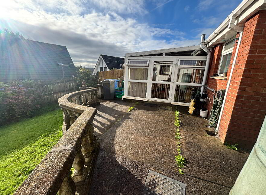 49 Glenmore Park, Altnagelvin, Londonderry, BT47 2JY