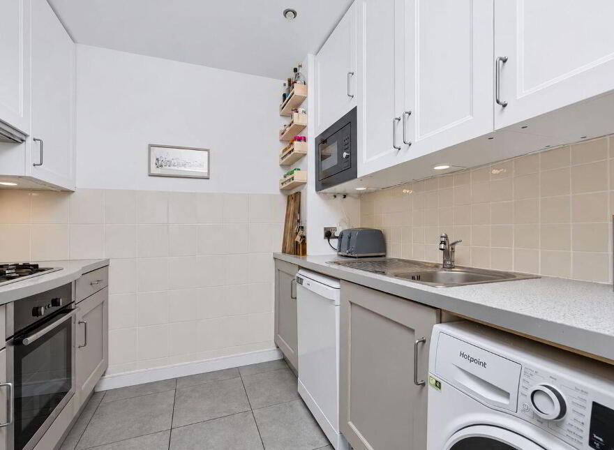 Apartment 93 Block A Lymewood Mews, Santry, Santry, D09P942