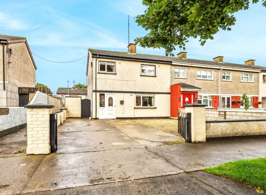 8 The Green, Saint Catherine's Estate, Rush, K56D622