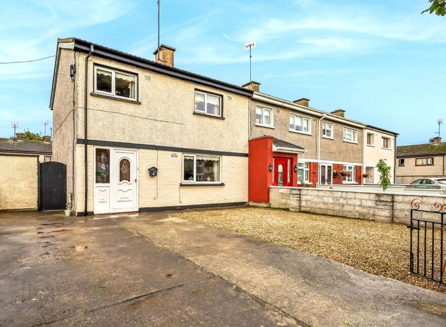 8 The Green, Saint Catherine's Estate, Rush, K56D622