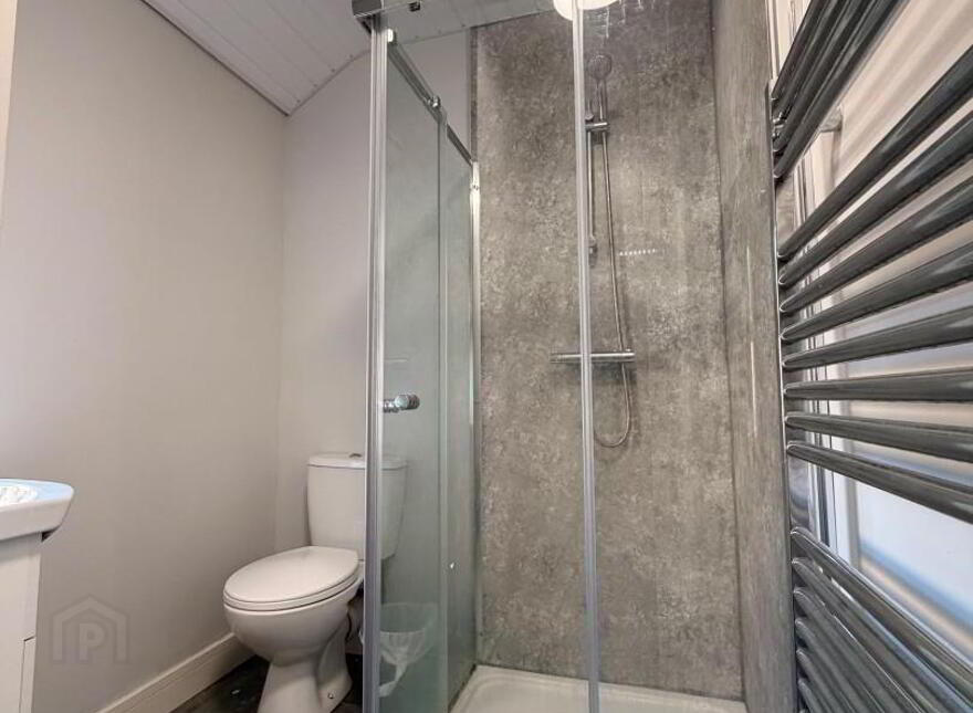 Rooms 2 & 4, 14 Beechmount Street, Belfast, BT12 7NG
