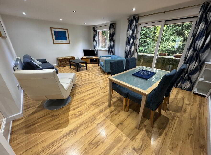 Apt 1 Block, 1 Stranmillis Mews, Belfast, BT9 5DG