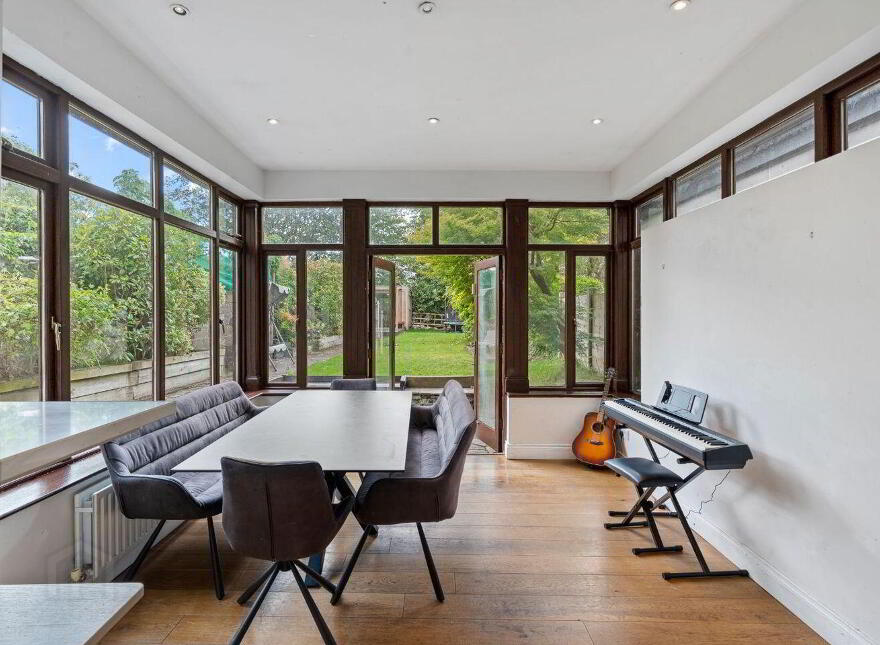 Ardfinnan, Glasheen Road, Glasheen, T12NX3R