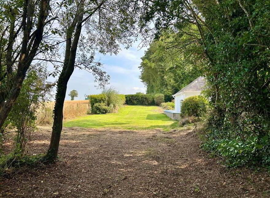 20 Ballyalloly Road, Off Hillsborough Road, Comber, BT23 5PN