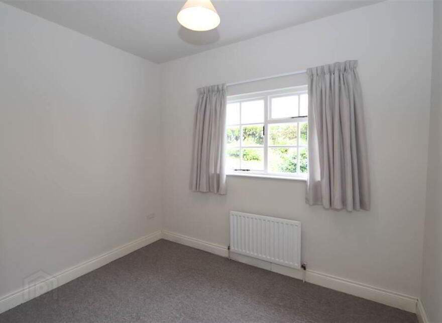 20 Ballyalloly Road, Off Hillsborough Road, Comber, BT23 5PN